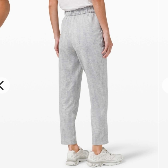 Lululemon Keep Moving Pants 7/8 25" High-Rise Jacquard Silver Drop Vapor Size 10 - Picture 4 of 15
